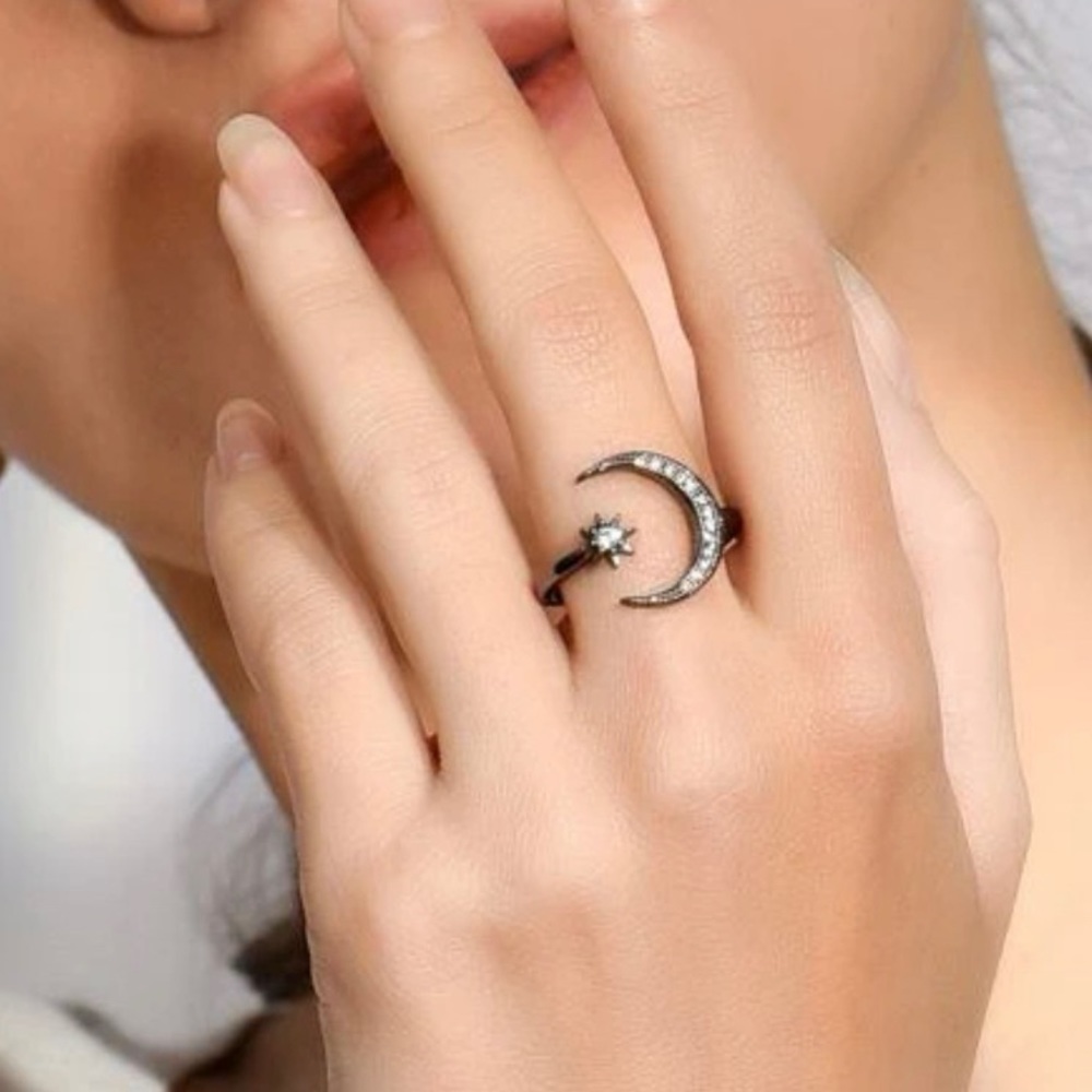 Stylish Moon and Star Adjustable Ladies .925 Silver Decor Cuff Ring